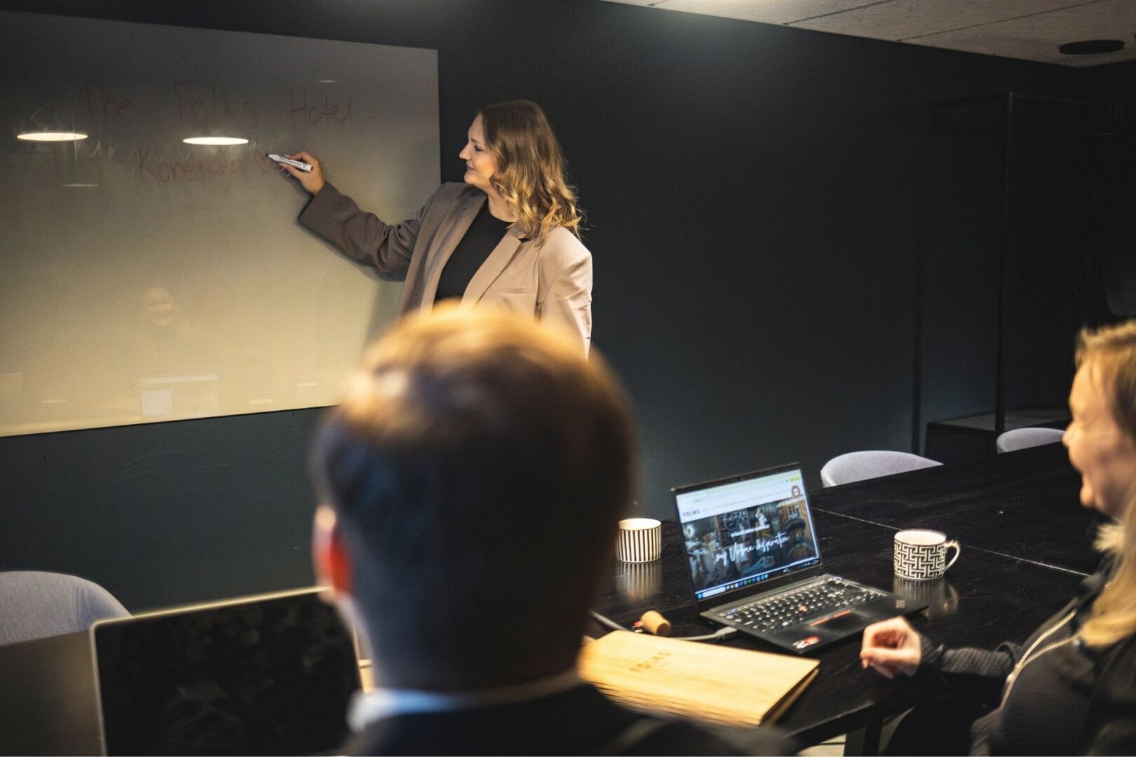 Konepaja meeting room