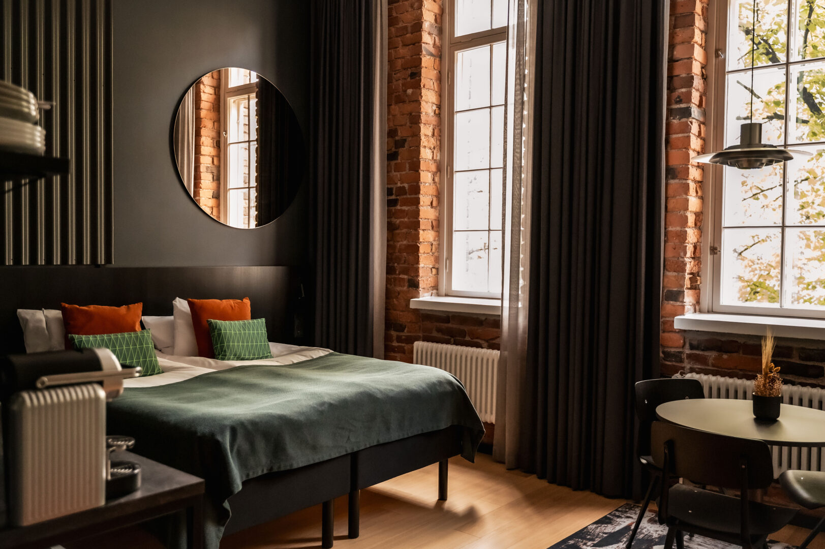 Kuva The Folks Hotel Konepajan Loft-huoneesta.